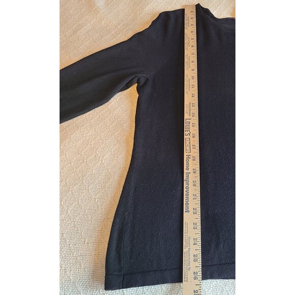 J Mclaughlin Women M Sweater Pullover Top Cabincore Comfortcore Button Embellish - Picture 9 of 10